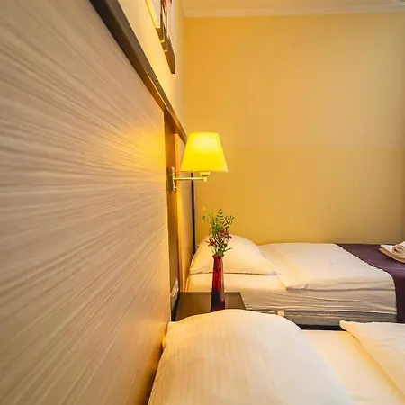 Hotel Admiral 3*