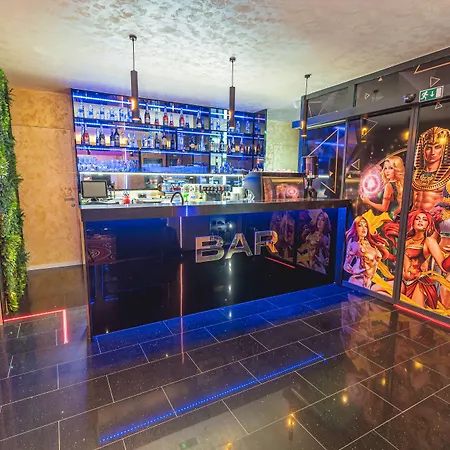 Casino & Admiral Otel 3*